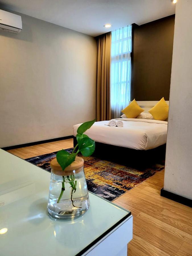 Lovita Hotel Kuantan Exterior photo