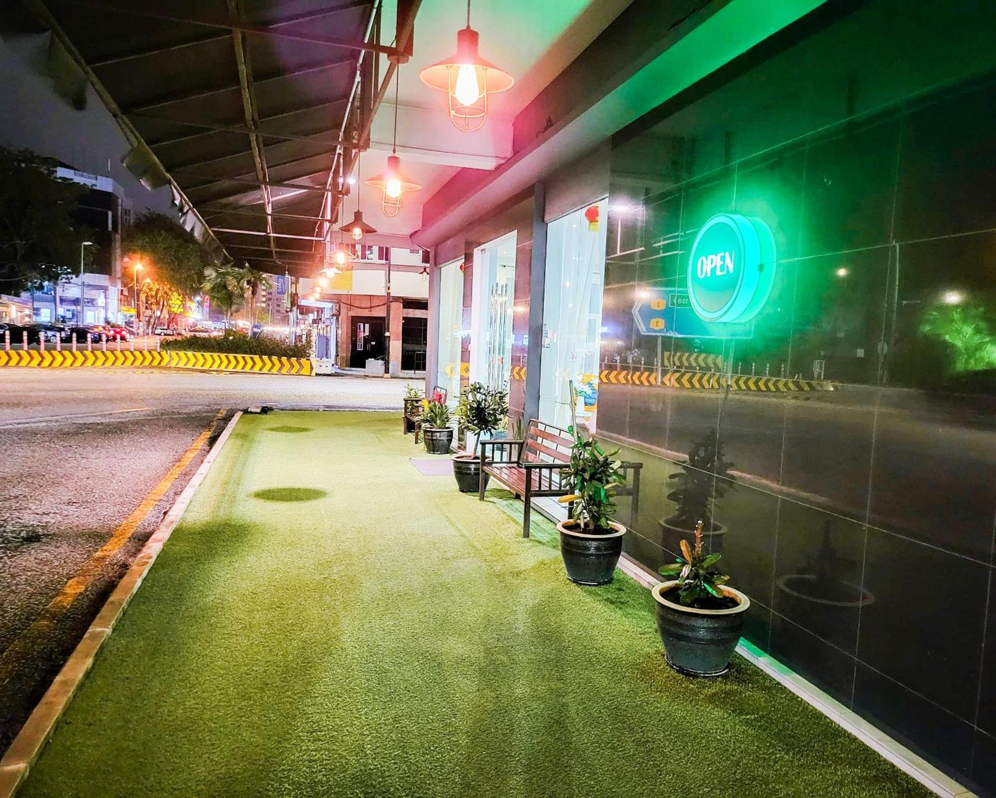 Lovita Hotel Kuantan Exterior photo