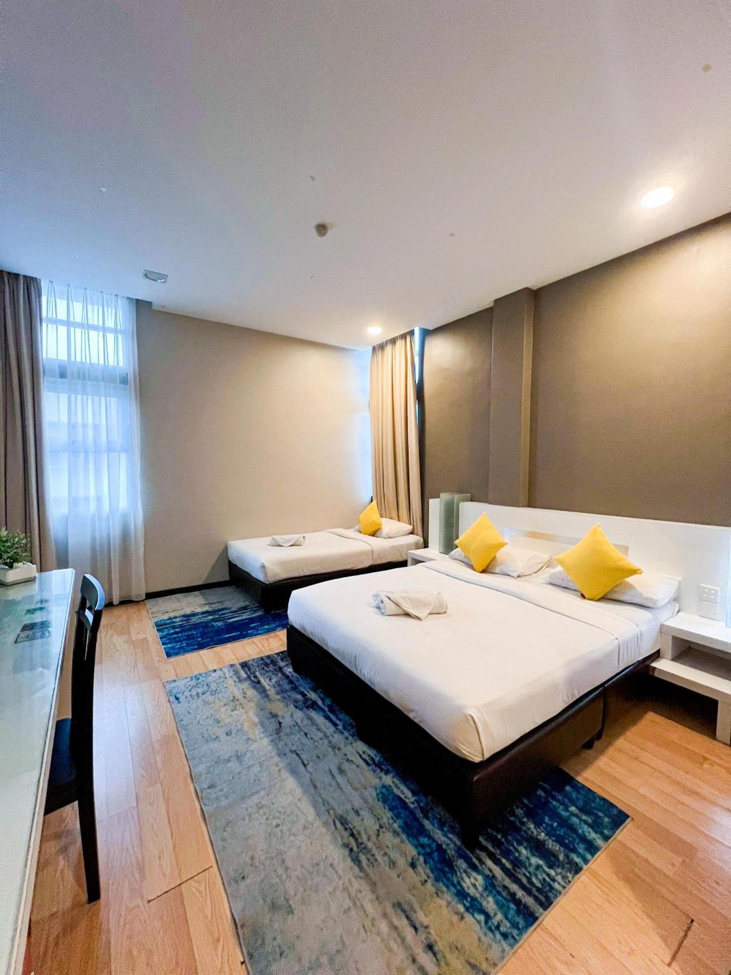 Lovita Hotel Kuantan Exterior photo